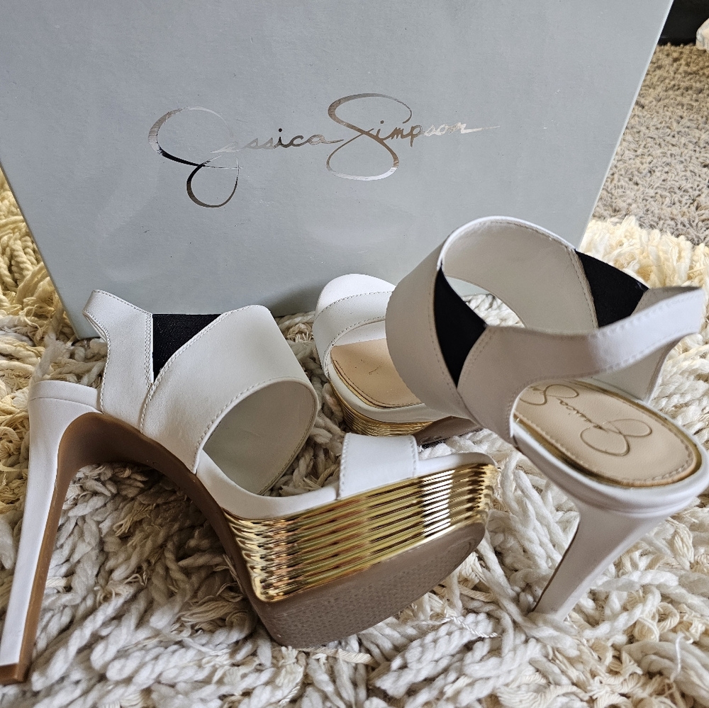 Brand new Jessica Simpson 7M High heels
